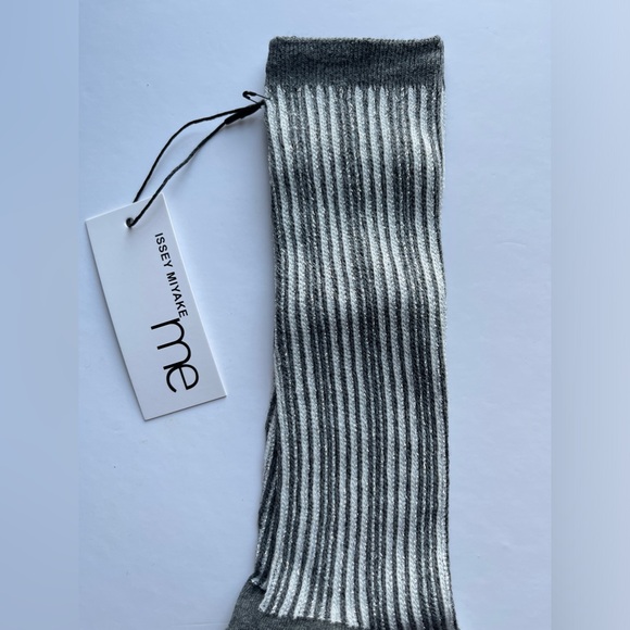 NWT ISSEY MIYAKE socks - Picture 3 of 5